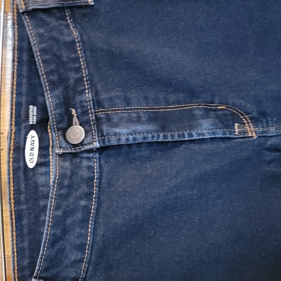 EUC Old Navy Rockstar Super Skinny Size 20 Jeans 👖 - Picture 4 of 9